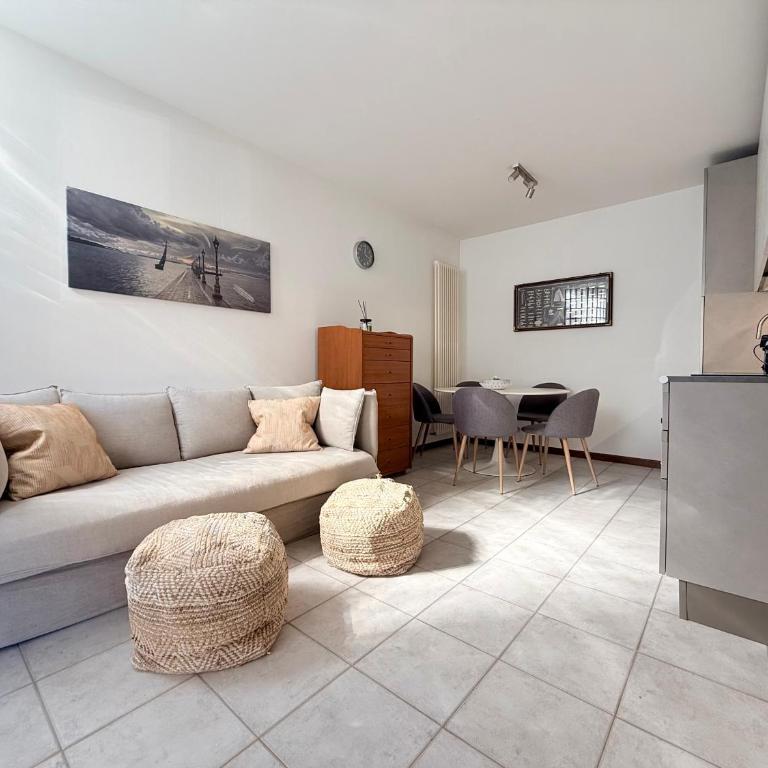 Blue Coral Apartment - City Center - Two-Bedroom Apartment - 9