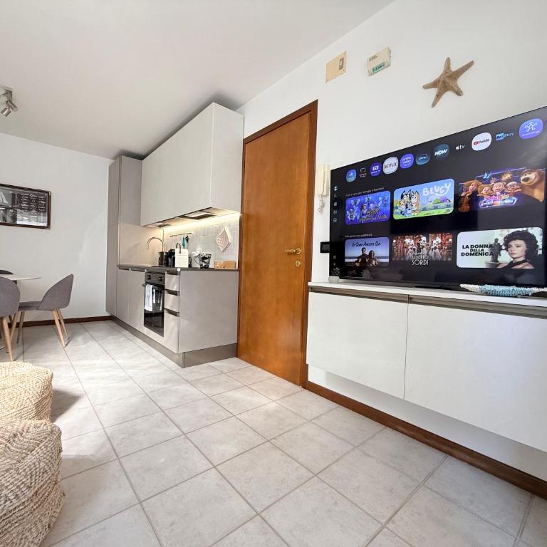 Blue Coral Apartment - City Center - Two-Bedroom Apartment - 3