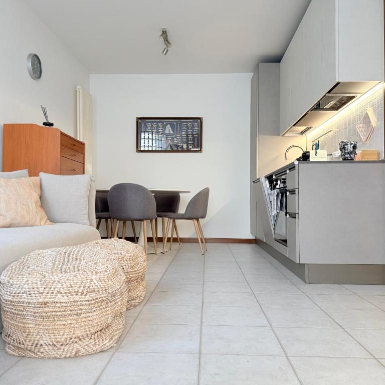 Blue Coral Apartment - City Center - Two-Bedroom Apartment - 45