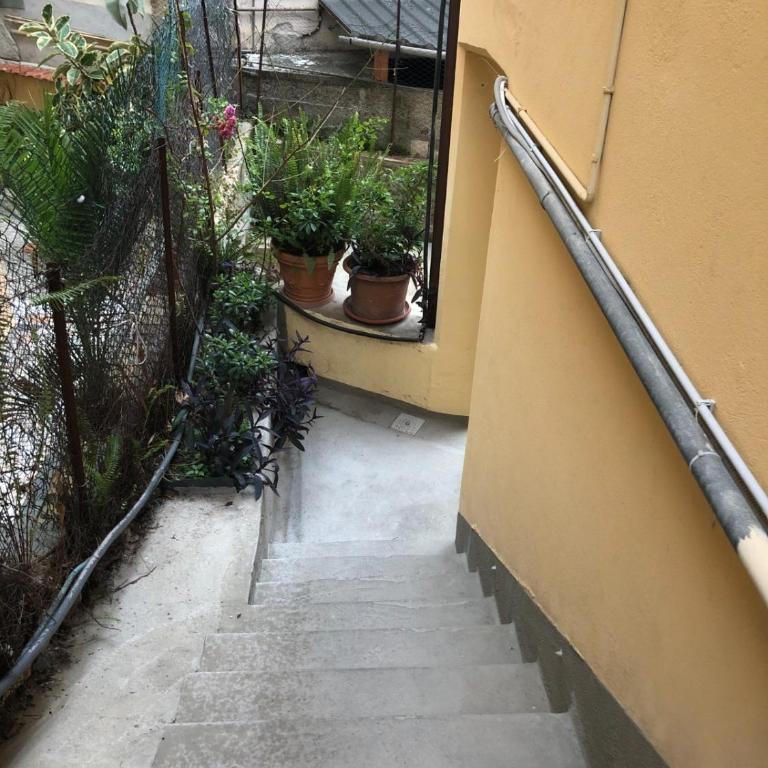 Il Gattino di Sanremo 2 - Appartamento con 1 Camera da Letto e con Giardino - 4