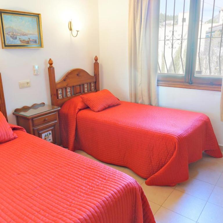La Madrugada - Luxury Moraira Villa With Sea Views and Private Heated Pool - Three-Bedroom Villa - 22