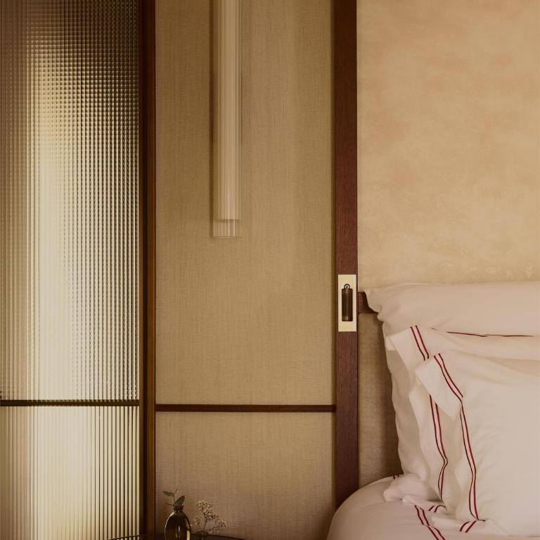 Palazzo Sanzio Rome, A Radisson Collection Hotel - One-Bedroom Suite - Tevere View - 3