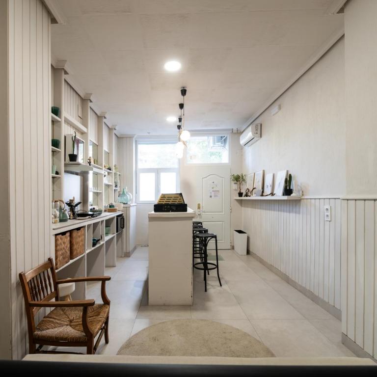 Diseño Único Cama King AC cerca del metro Herrera Oria - Apartamento de 1 dormitorio - 5