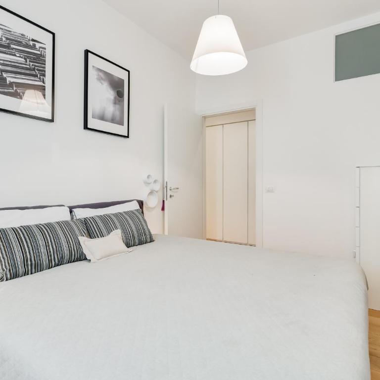 Micol's Place, bright apt 2 rooms, 2 toilets, near metro, 80 mq - Appartamento con 2 Camere da Letto - 19