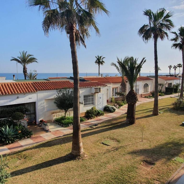 Apartamento a pie de Playa - Estudio con vistas al mar - 19