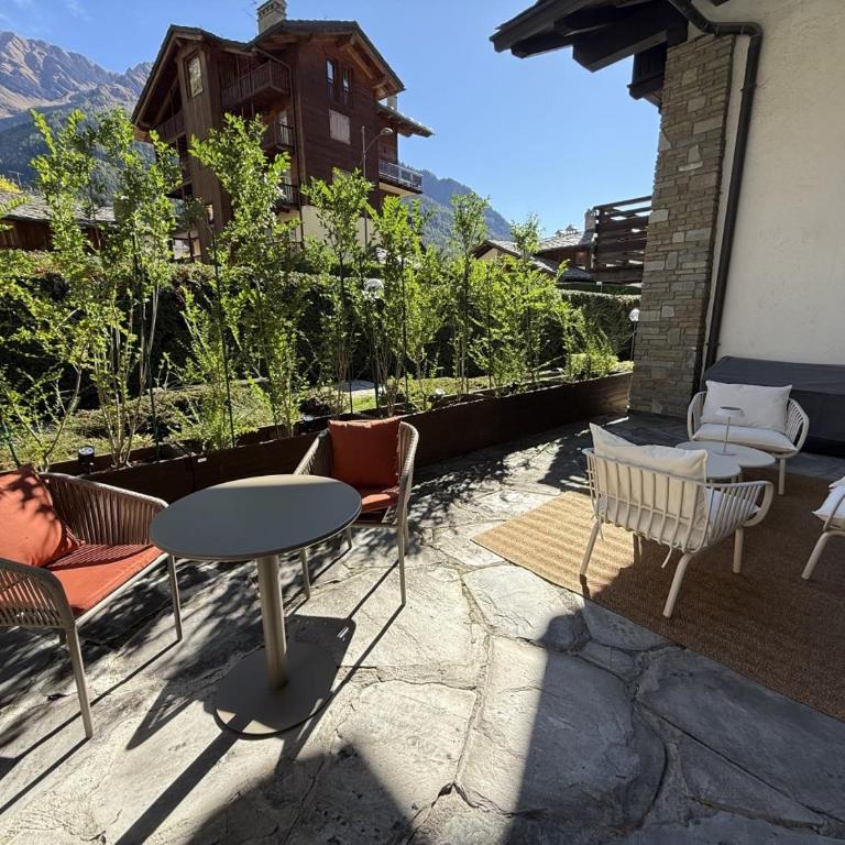 Courmayeur 2BR Terrace Mont Blanc View & Parking - Casa con 2 Camere da Letto - 38