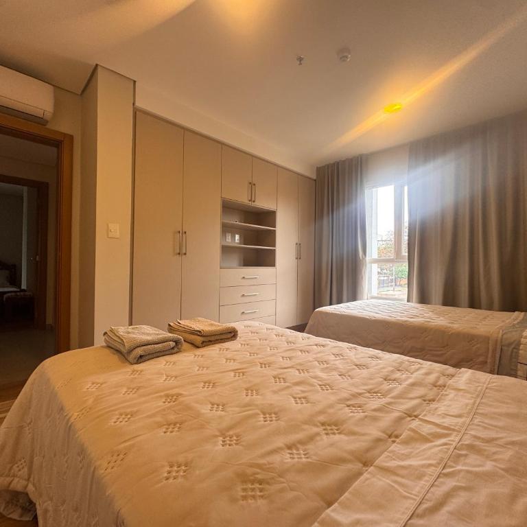 Area Paseo La Galería - 3 Bedroom Apartment - 195 m2 - Three-Bedroom Apartment - 38