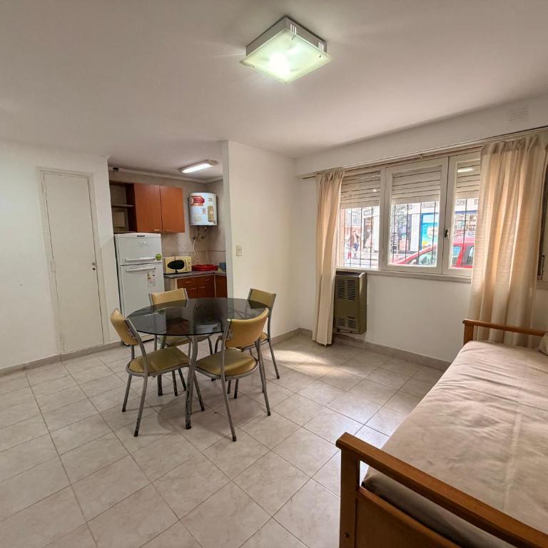 2 AMBIENTES CON PATIO - Plaza Colon - Apartamento de 1 dormitorio - 3