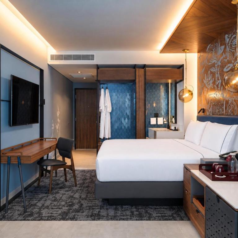 Canopy By Hilton Cancun La Isla - King Room with View - 1