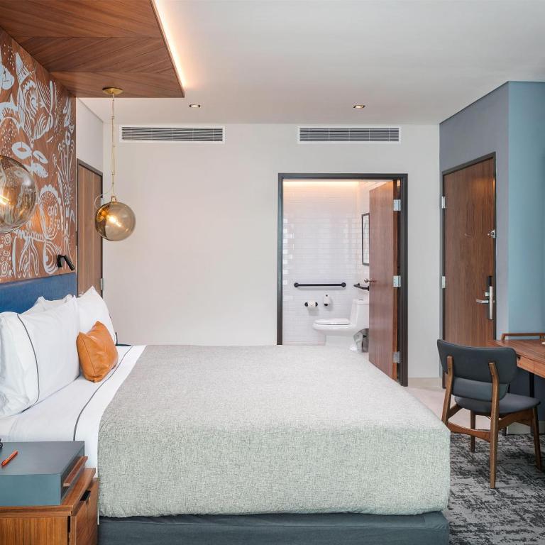 Canopy By Hilton Cancun La Isla - King Room with Mobility and Hearing Access/Non-Smoking - 3