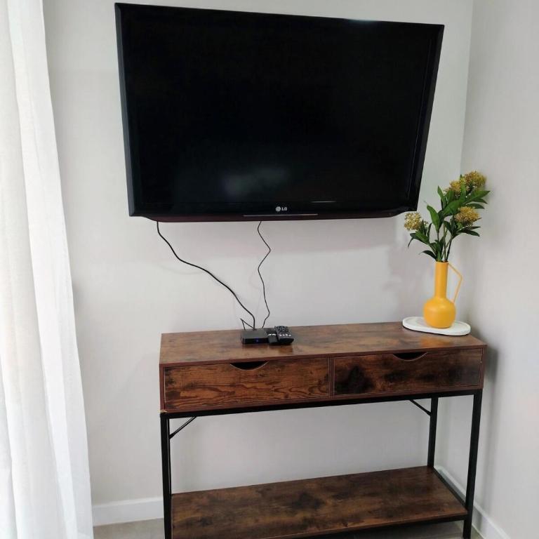 Estudio Azul Moderno-Cómodo frente Movistar Arena - Apartamento de 1 dormitorio - 5