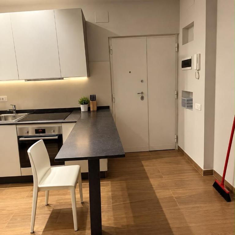 Cesare house - Appartamento con 1 Camera da Letto - 7