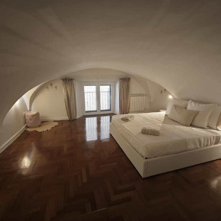 Domus Queen Eva - Apartment with Shower - 15