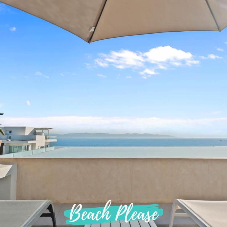 Marsala - 2 Blocks to Beach with Rooftop Pool - Apartment - 13