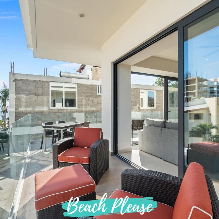 Marsala - 2 Blocks to Beach with Rooftop Pool - Apartment - 18