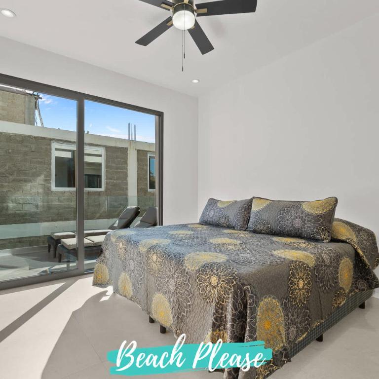 Marsala - 2 Blocks to Beach with Rooftop Pool - Apartment - 24