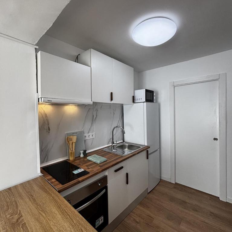 Estudio La llum d'Ayora - Apartamento de 1 dormitorio - 14