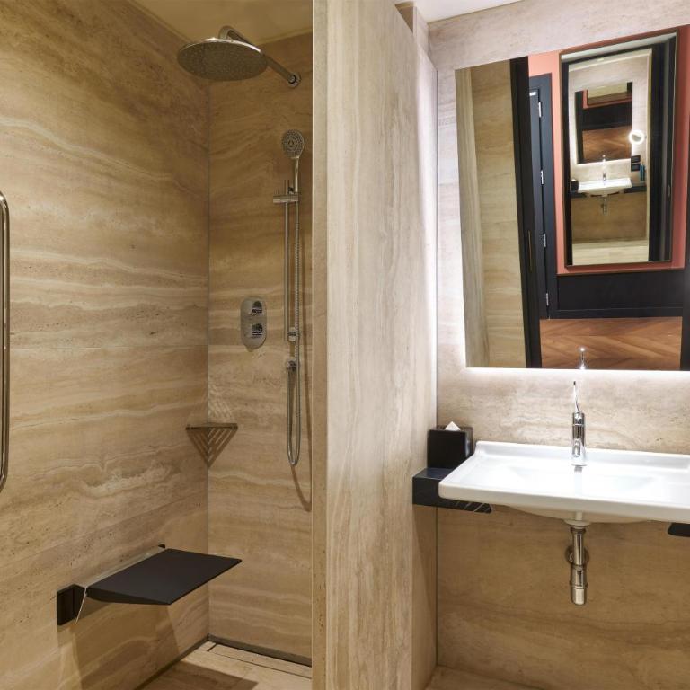 Hilton Rome Eur La Lama - Camera King con Accesso Disabili - 5