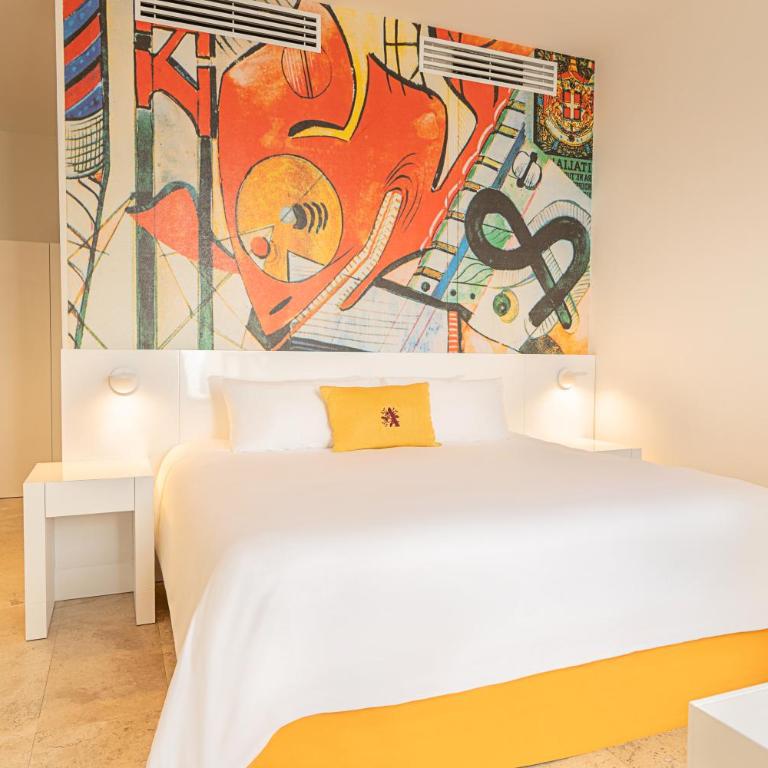 Anticavilla Hotel Restaurante & Spa - Habitación con cama extragrande y balcón - 2
