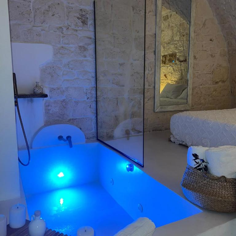 Amantía suite romantica con Jacuzzi privata - Monolocale Matrimoniale Deluxe - 2