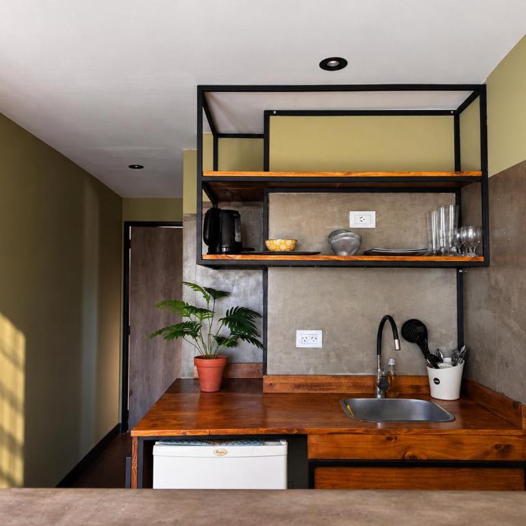 Casa Duck - Casa Container con deck y vista al mar para 2 personas con parrilla - Hola Sur - Casa con 1 dormitorio - 5