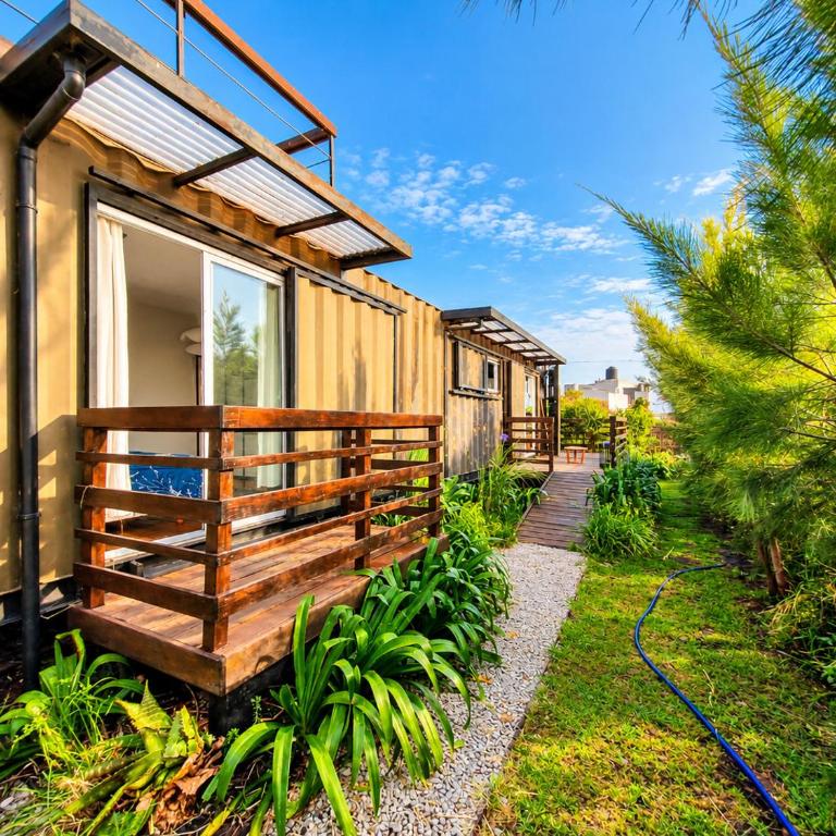Casa Duck - Casa Container con deck y vista al mar para 2 personas con parrilla - Hola Sur - Casa con 1 dormitorio - 1