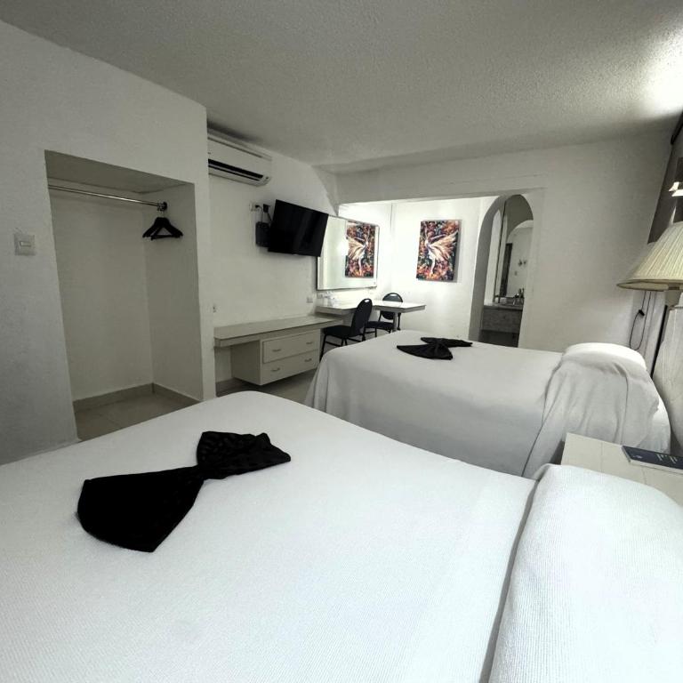 Hotel Plaza Caribe - Superior Double Room - 1