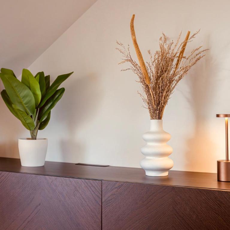 Luxe Penthouse met Dakterras en Zeezicht - Three-Bedroom House - 10