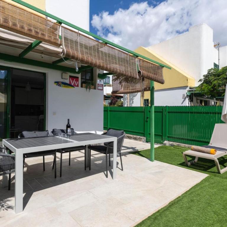 Maspalomas Bungalow: Pvt Terrace Pool BBQ AC - Apartamento - 25