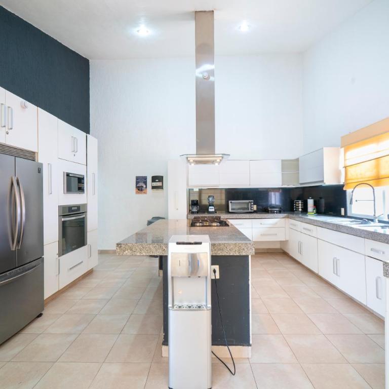 Private Villa with Pool and Tennis Court, 7 BR - Casa de 7 dormitorios - 29