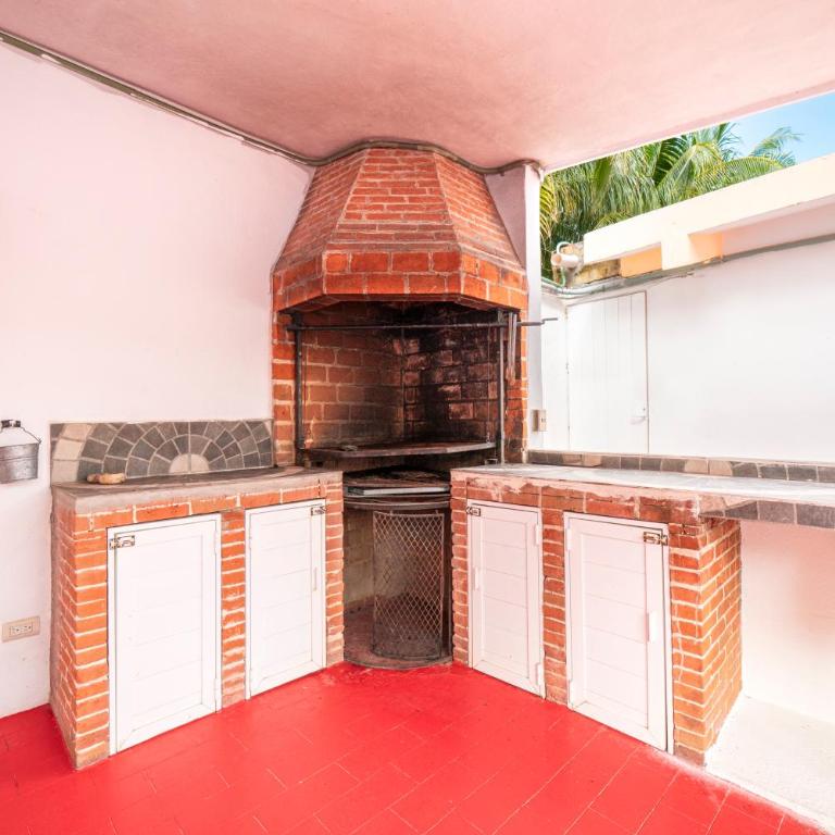 Private Villa with Pool and Tennis Court, 7 BR - Casa de 7 dormitorios - 8