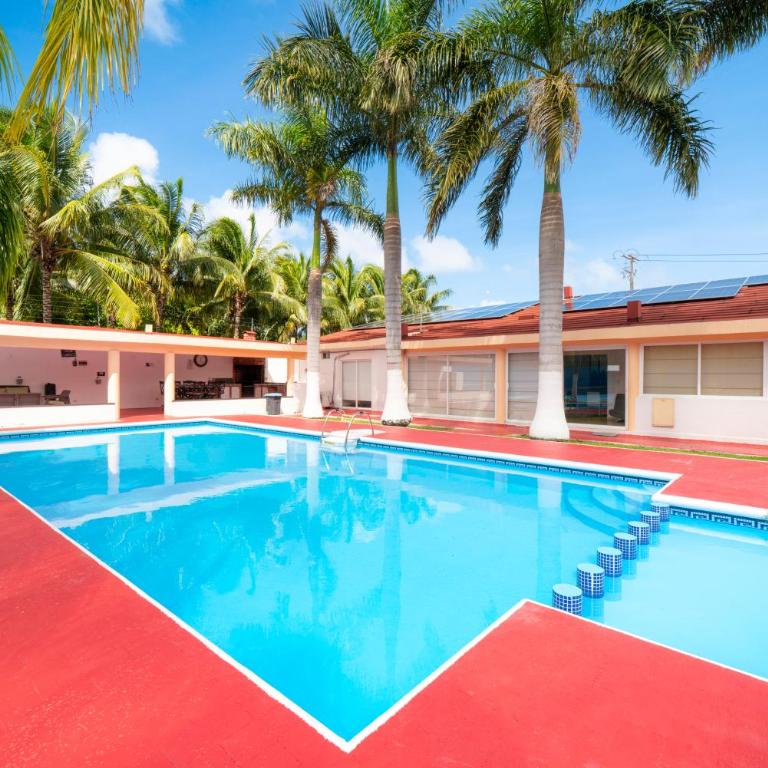 Private Villa with Pool and Tennis Court, 7 BR - Casa de 7 dormitorios - 57