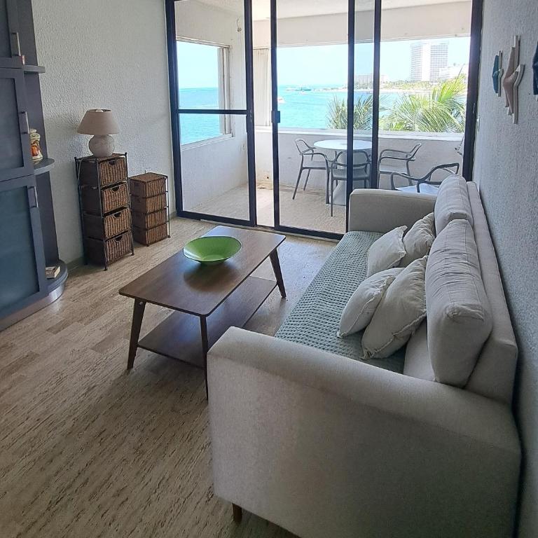 Amazing ocean front. 418 - Apartamento de 2 dormitorios - 30