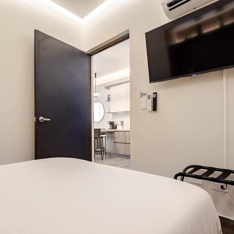 Estacionamiento/Balcón /Alberca /Gym/Self Check-in - Apartamento - 21