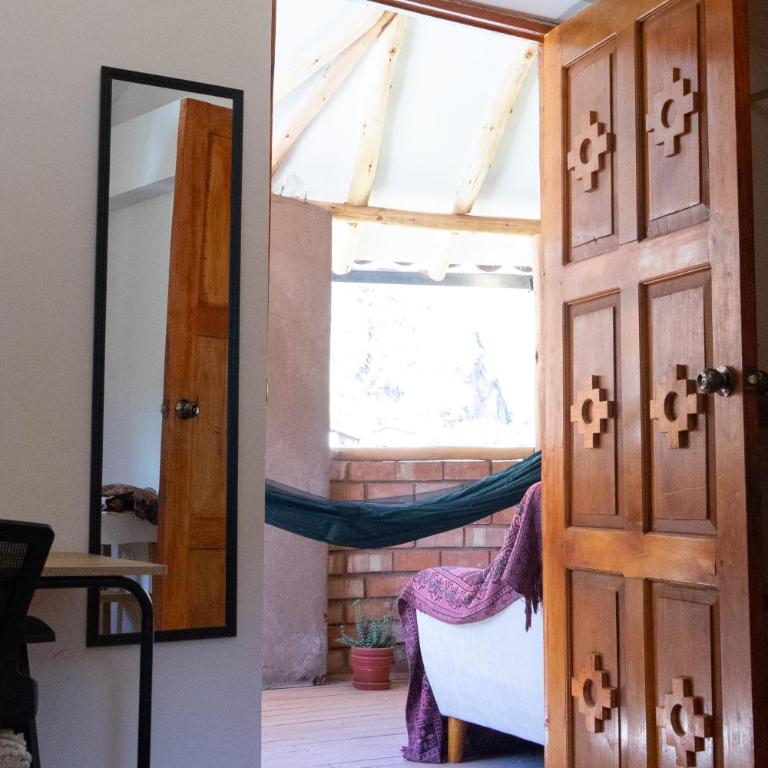 Colibri Wasi Pisac - Double Room with Mountain View - 11