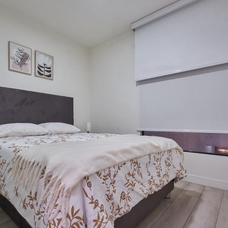 Moderno depa 2 habitaciones con cochera cerca al parque María Reiche Miraflores - Apartamento de 2 dormitorios - 15