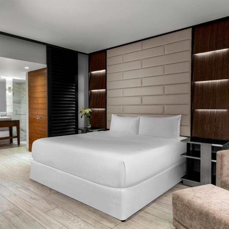 Hilton Vallarta Riviera All-Inclusive Resort,Puerto Vallarta - Suite Governor con terraza y bañera de hidromasaje - Frente al mar - 4