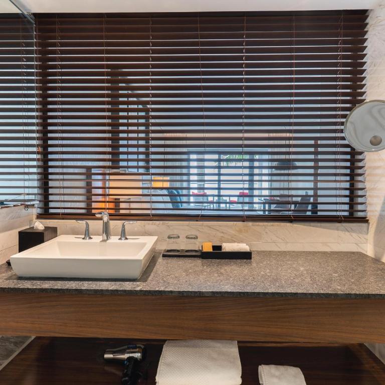 Hilton Vallarta Riviera All-Inclusive Resort,Puerto Vallarta - Habitación estándar con cama extragrande y vistas al mar - 3