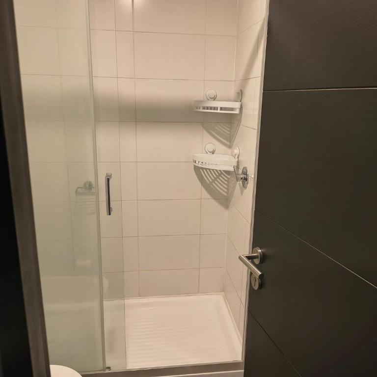 Cómodo depto Frente a metro Ñuble - Apartamento de 1 dormitorio - 2