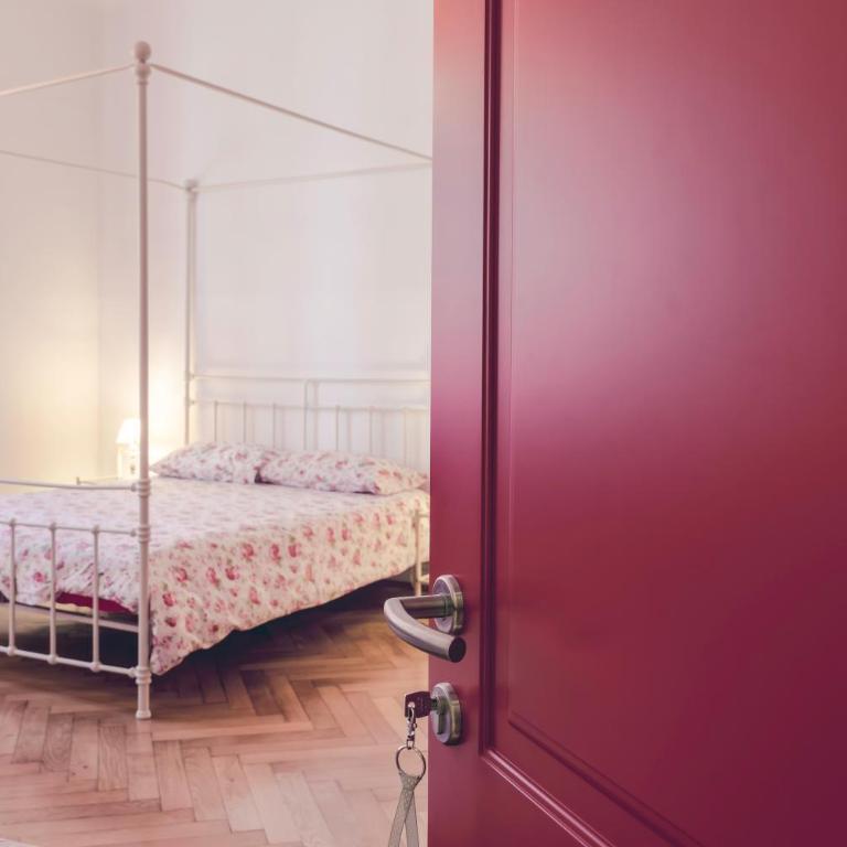 Bolzano Rooms - Camera Familiare con Bagno in Comune - 2