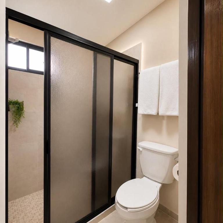 Suites Uk Chak Zona Universitaria - Habitación Doble con baño privado - 7