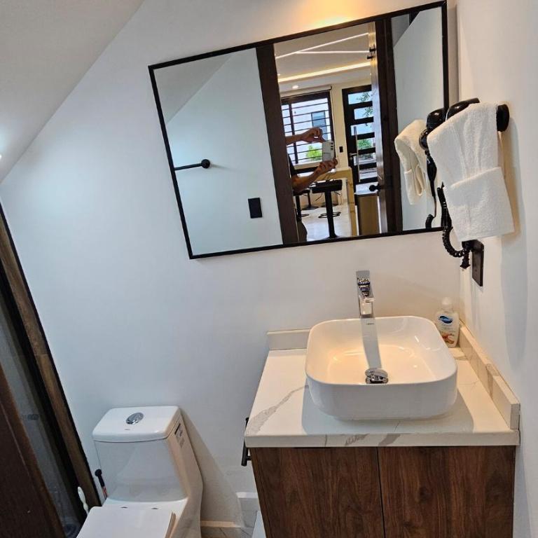 New Private Villa 6 Suites Sleeps 20 Guests - Casa de 6 dormitorios - 21