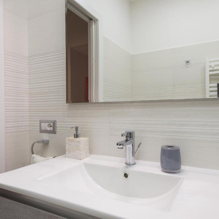 Termini Cattaneo Luxury Home - Appartamento con 3 Camere da Letto - 32