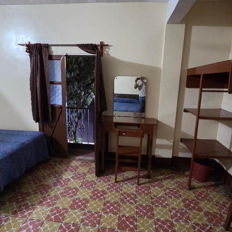 Hotel Guelaguetza Oaxaca - Triple Room with Balcony - 4