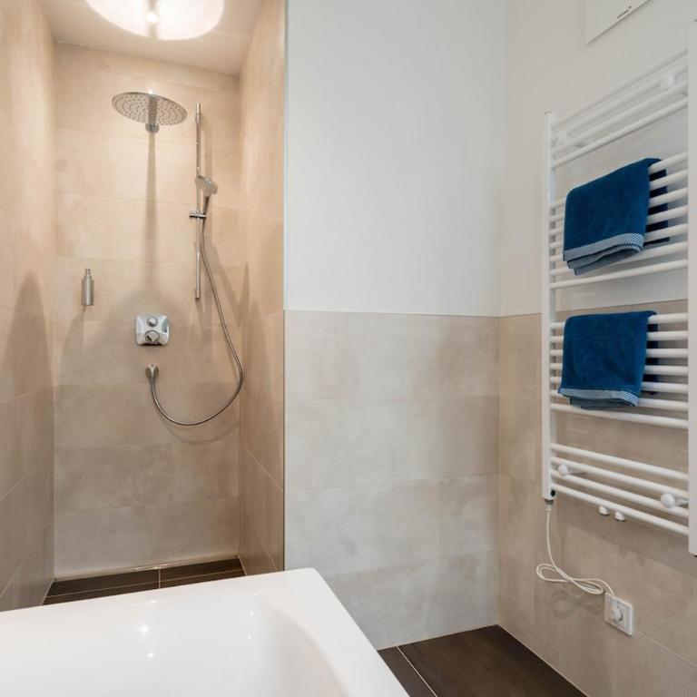 Dolomite Refuge Apartment with Balcony and Easy Slope Access - Appartement Deluxe - 20