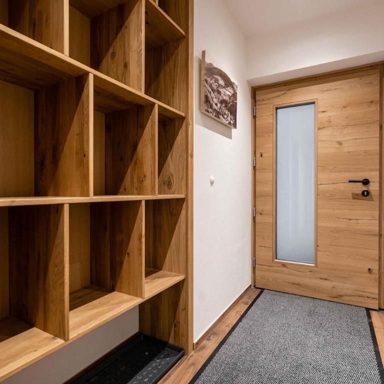 Dolomite Refuge Apartment with Balcony and Easy Slope Access - Appartement Deluxe - 18