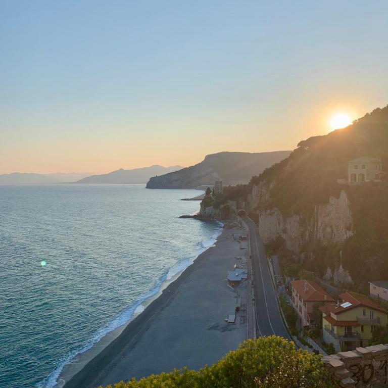 Affacciati al mare - vista panoramica dal tuo letto - Appartamento con 1 Camera da Letto - 18