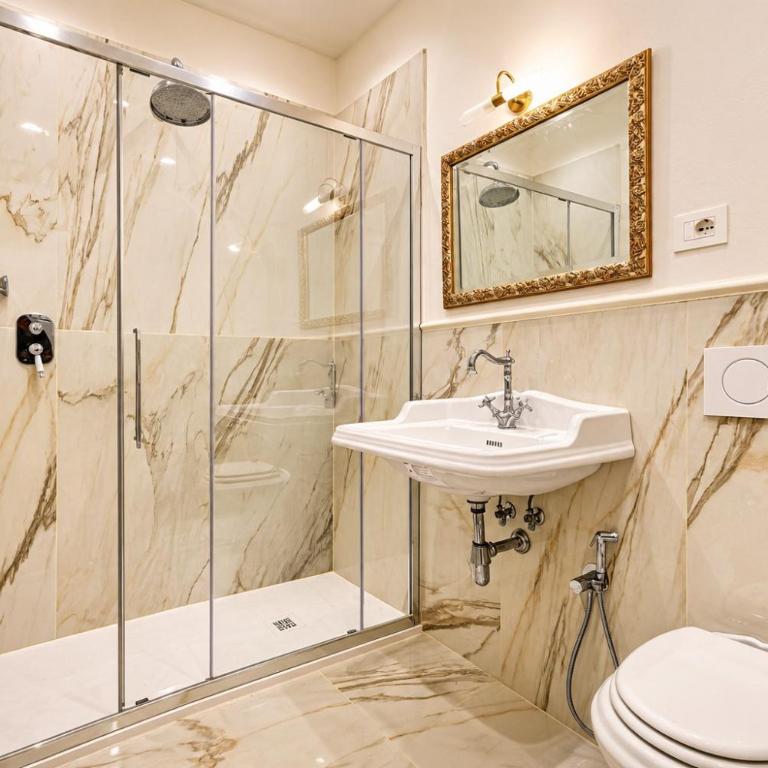 Residenza D Epoca five suites - Il Magnifico - Camera Matrimoniale Standard - 5