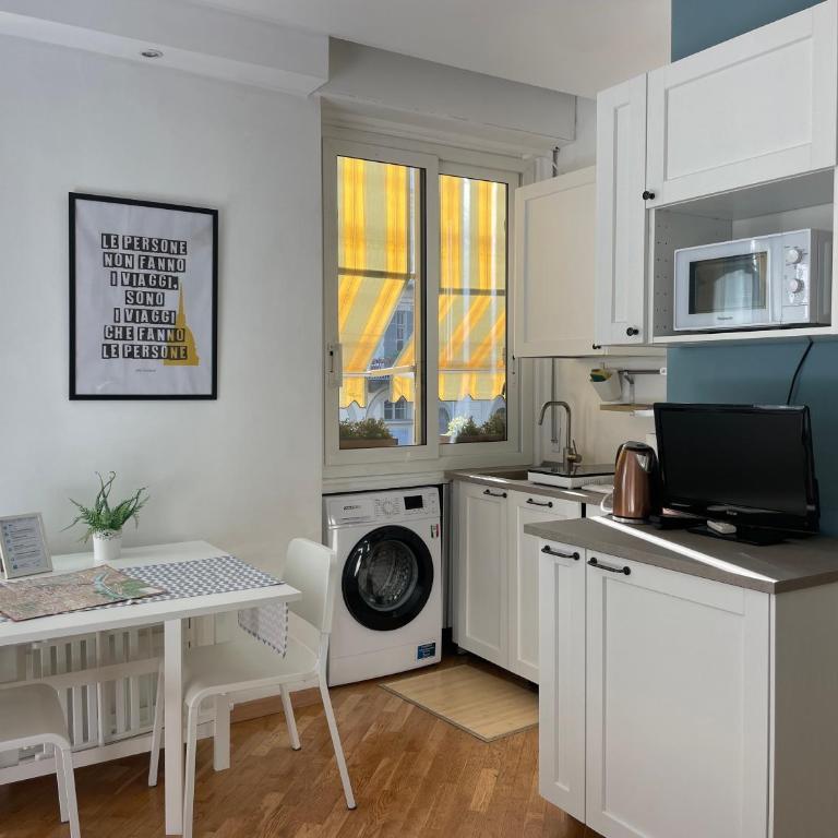 Torino Porta Nuova Cozy Balcony Apartment - Appartamento con 1 Camera da Letto - 4