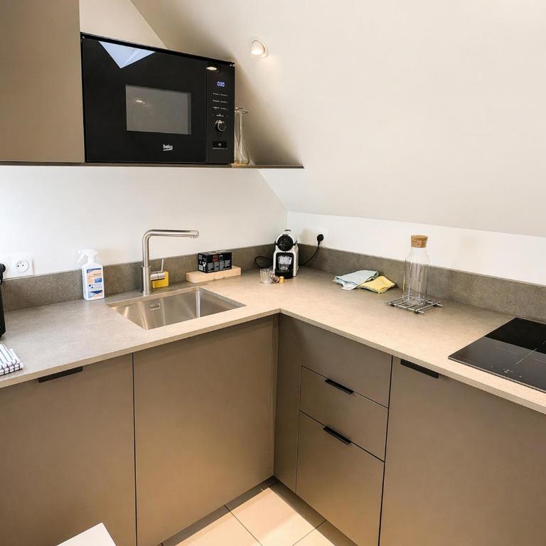 Maison LARIVEY 21 - Studio Apartment with One Double Bed - 9